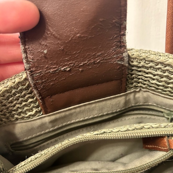 Strada Olive Green Silky Soft Straw Purse - Picture 4 of 8